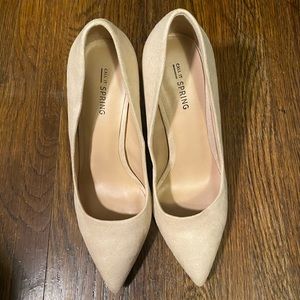 EUC Call It Spring Tan/Cream Suede Stilettos Sz 9